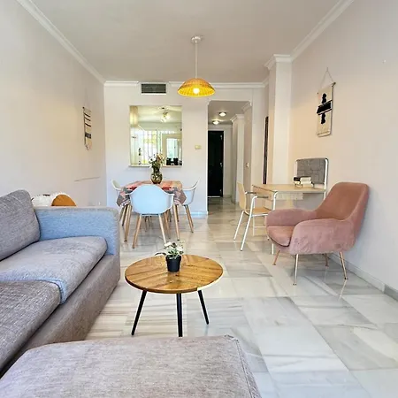 Lovely Terrace Golf Valley 10min * Marbella