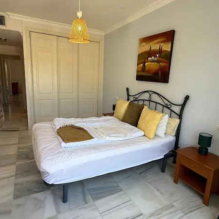 Lovely Terrace Golf Valley 10min * Marbella