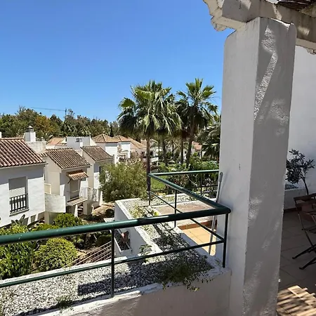 Lovely Terrace Golf Valley 10min